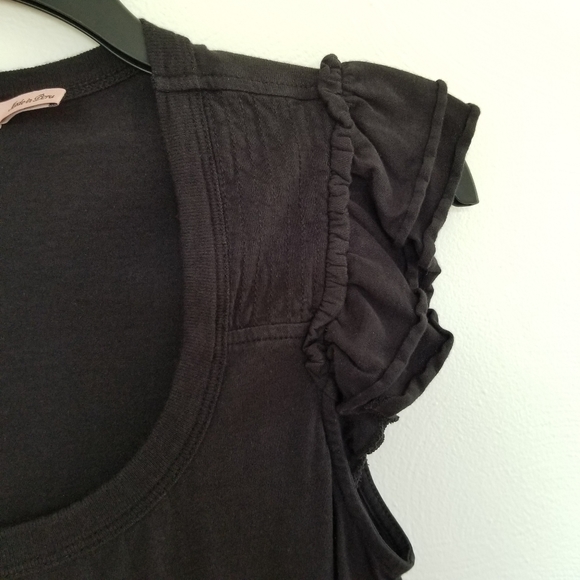 Juicy Couture Ruffled Short Sleeve Top - Picture 7 of 9